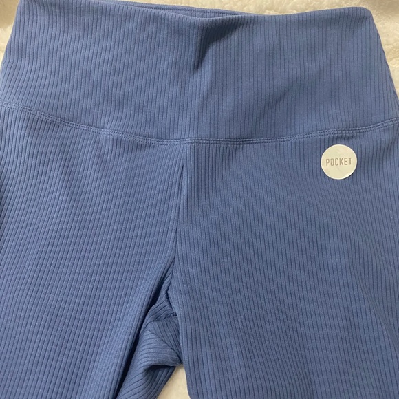 PINK VICTORIA SECRET YOGA LEGGINGS - Picture 2 of 14